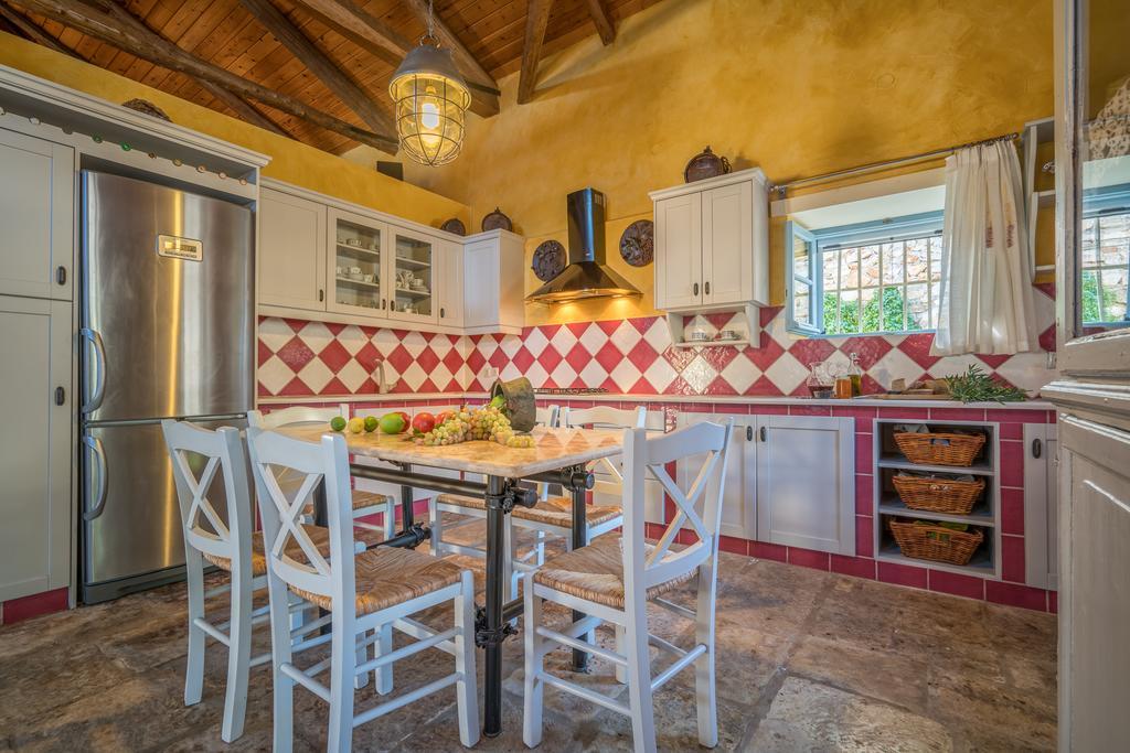 Bratis Holiday Home Kallithea  Exterior foto